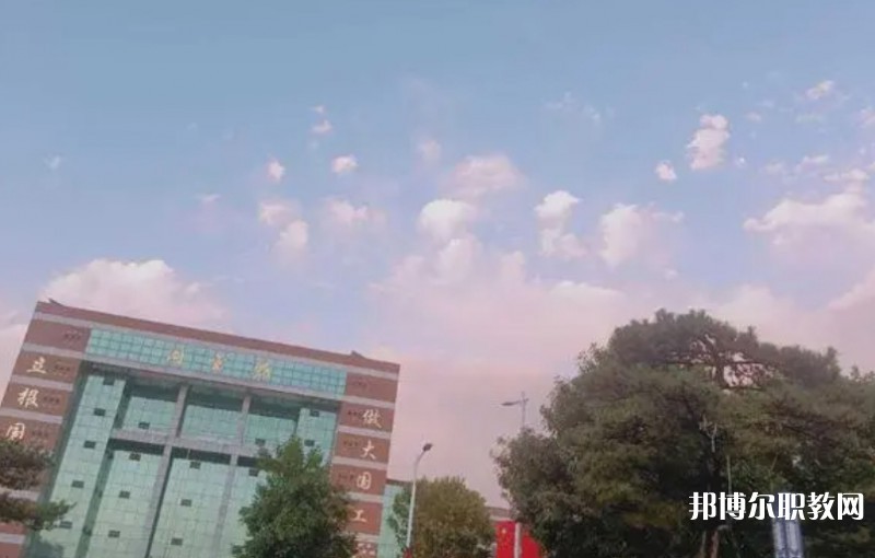 2024萊蕪航空中等專業(yè)學(xué)校招生計(jì)劃 招生人數(shù)是多少(附要求、條件、對象)