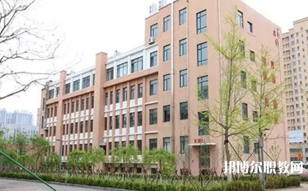 丹東市民族中等職業(yè)技術(shù)專業(yè)學(xué)校怎么樣、好不好