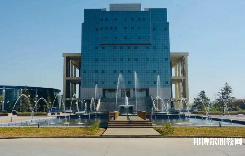 唐山豐潤綜合職業(yè)技術(shù)教育中心2025年報名條件、招生要求、招生對象