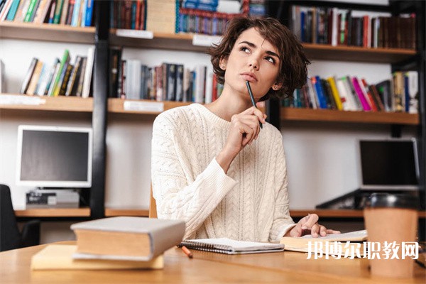云南哪里的中職學校能讀電子商務(wù)（高級工）專業(yè)