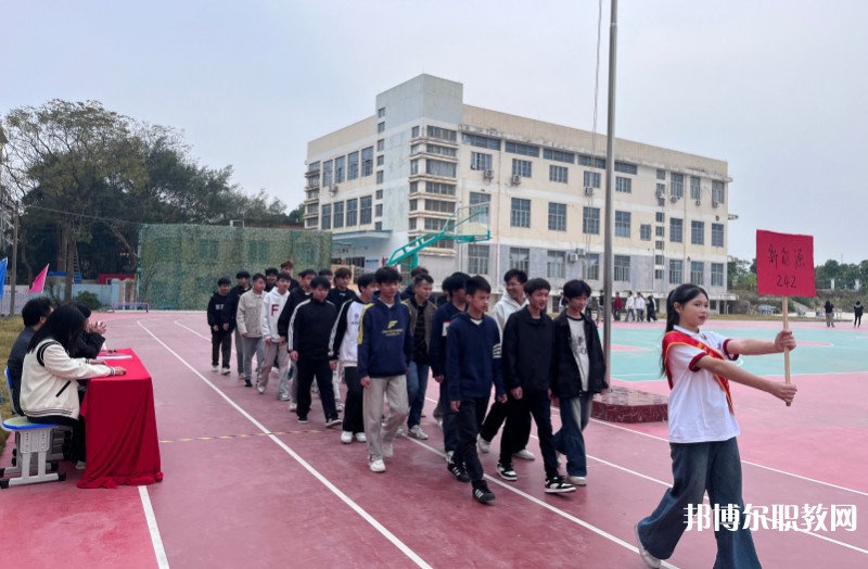 南寧運(yùn)德職業(yè)技術(shù)學(xué)校怎么樣、好不好
